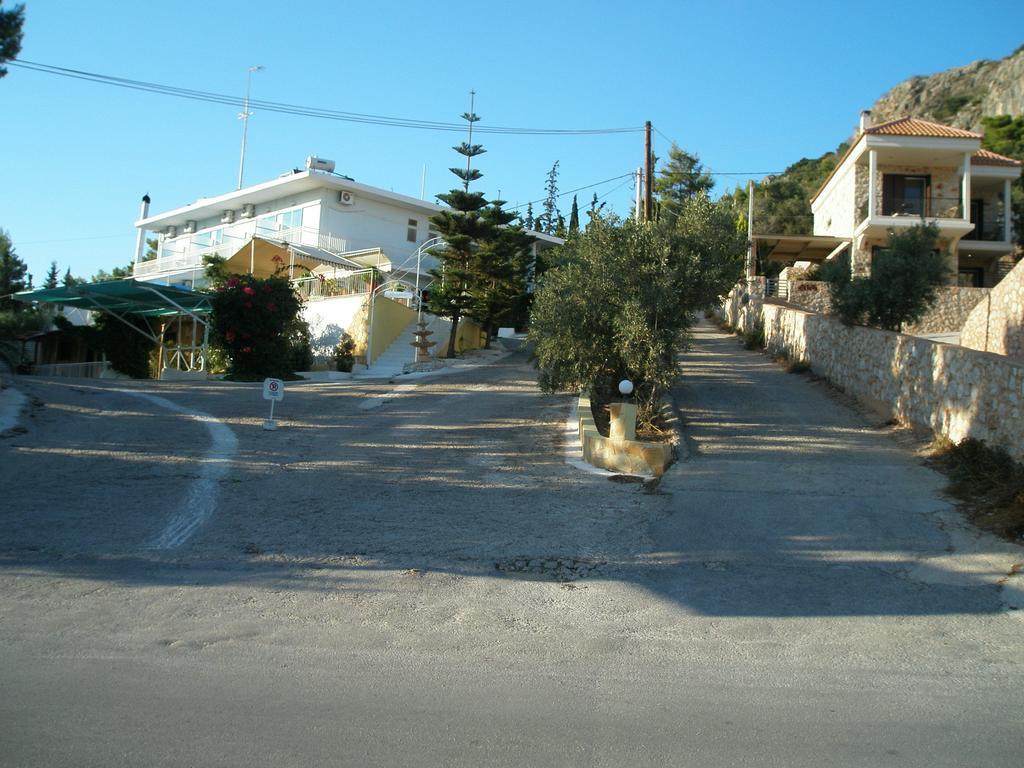 Tolon Beach Hotel Exterior photo