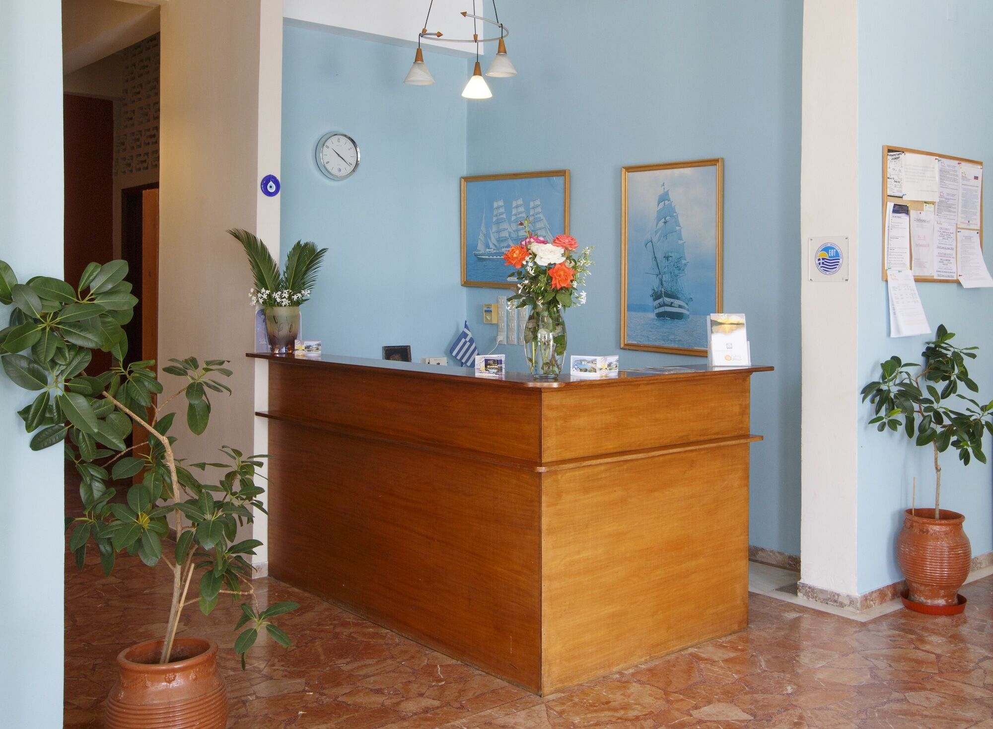 Tolon Beach Hotel Exterior photo